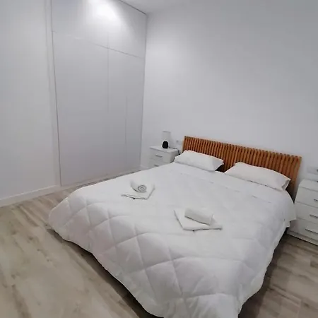 Luna Alameda Grupo Ac Gestion Apartman