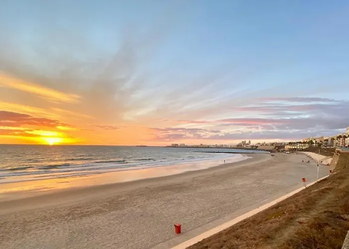 Luna Alameda Grupo Ac Gestion Cádis